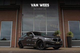 ➡️ BMW 3-serie Gran Turismo 330i F34 Executive Sport-Line Facelift | 252 pk | Automaat | Camera | Trekhaak | LED | PDC | Sportstuur | Navi | Sportstoelen | 2e eigenaar | 18 inch |