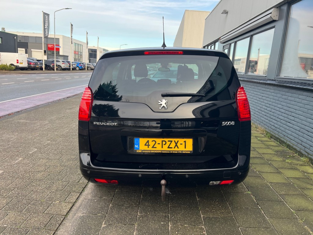 Hoofdafbeelding Peugeot 5008