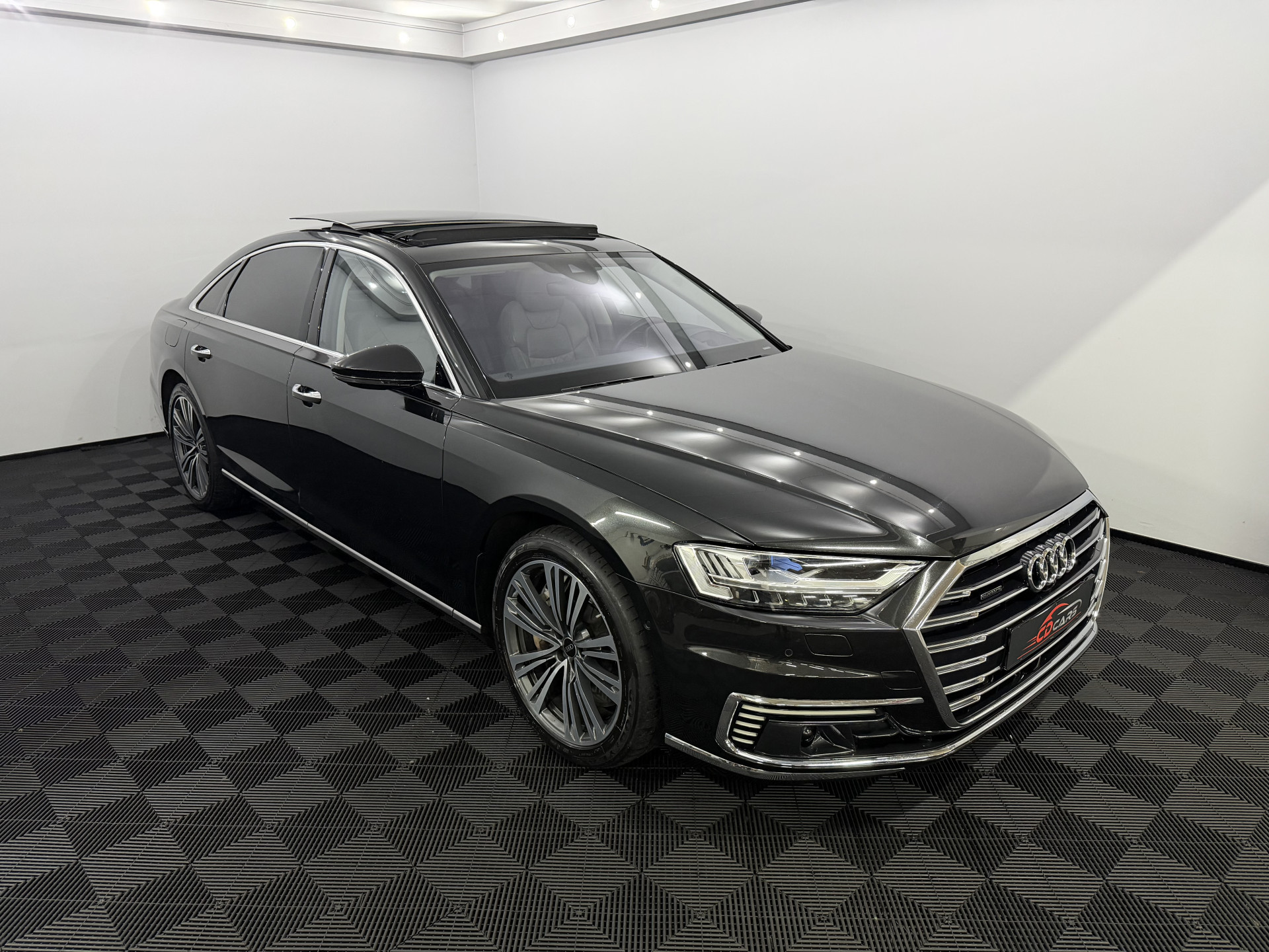 Hoofdafbeelding Audi A8