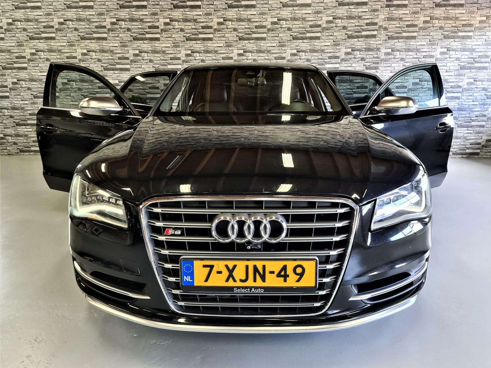 Hoofdafbeelding Audi S8