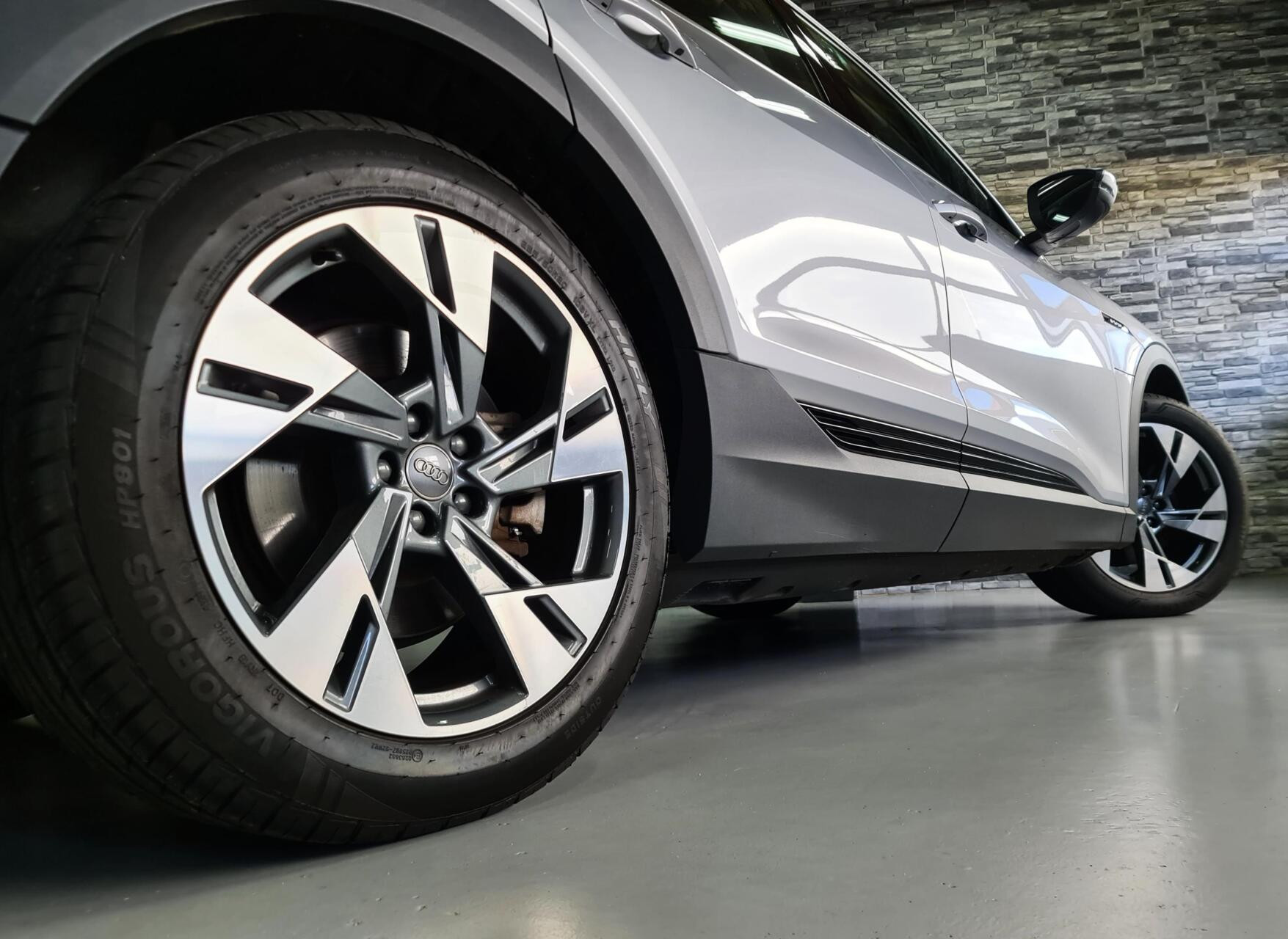 Hoofdafbeelding Audi e-tron