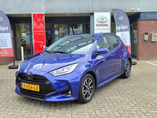 Toyota Yaris 1.5 VVT-i 125PK DYNAMIC LED KEYLESS 16'' LM-VELGEN CAMERA AIRCO AD-CRUISE BLUETOOTH APPLE/ANDROID NL-AUTO