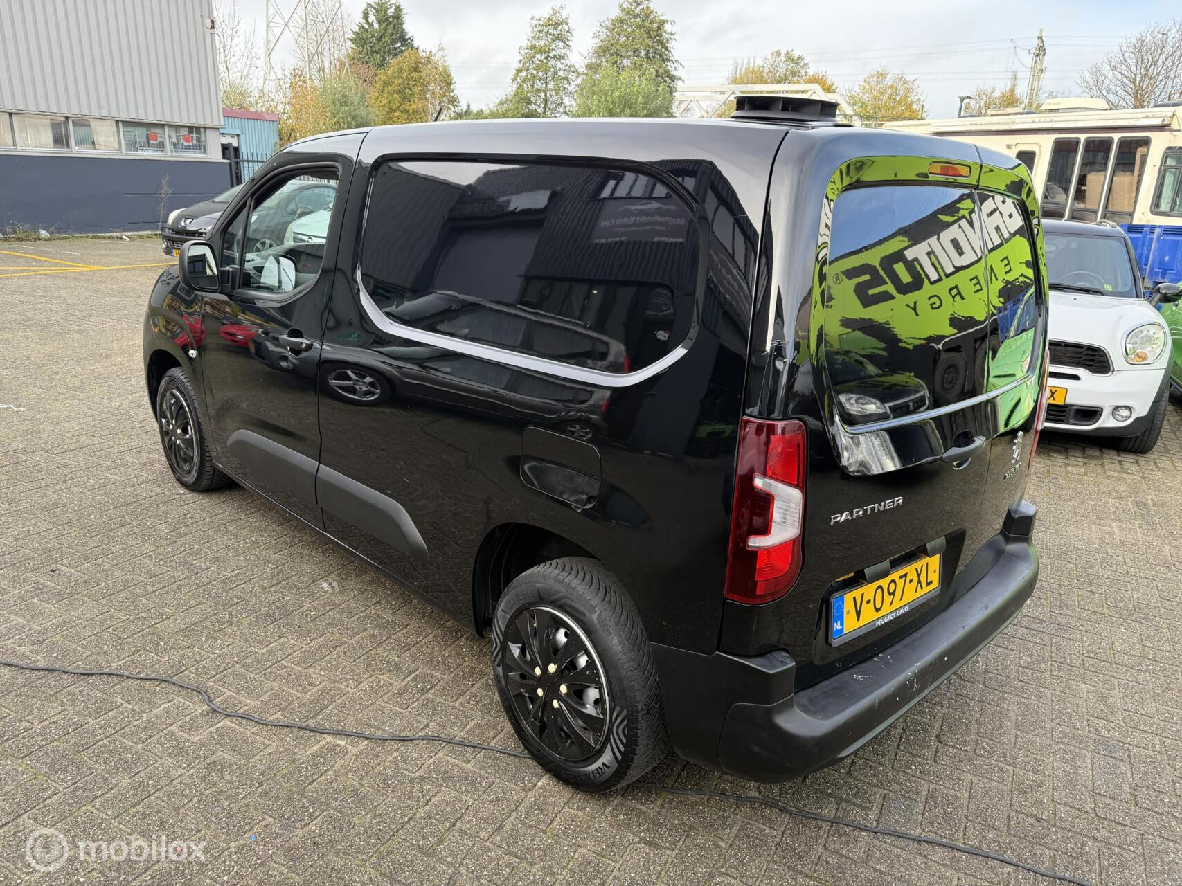 Hoofdafbeelding Peugeot Partner