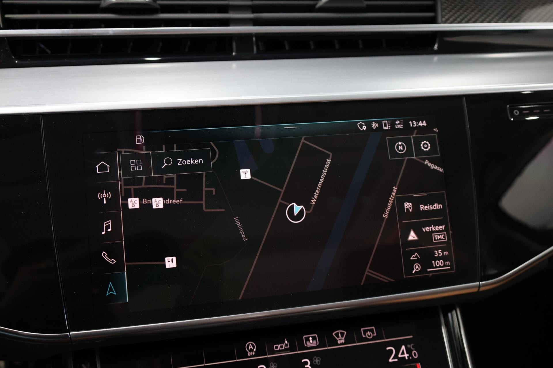 Hoofdafbeelding Audi S8