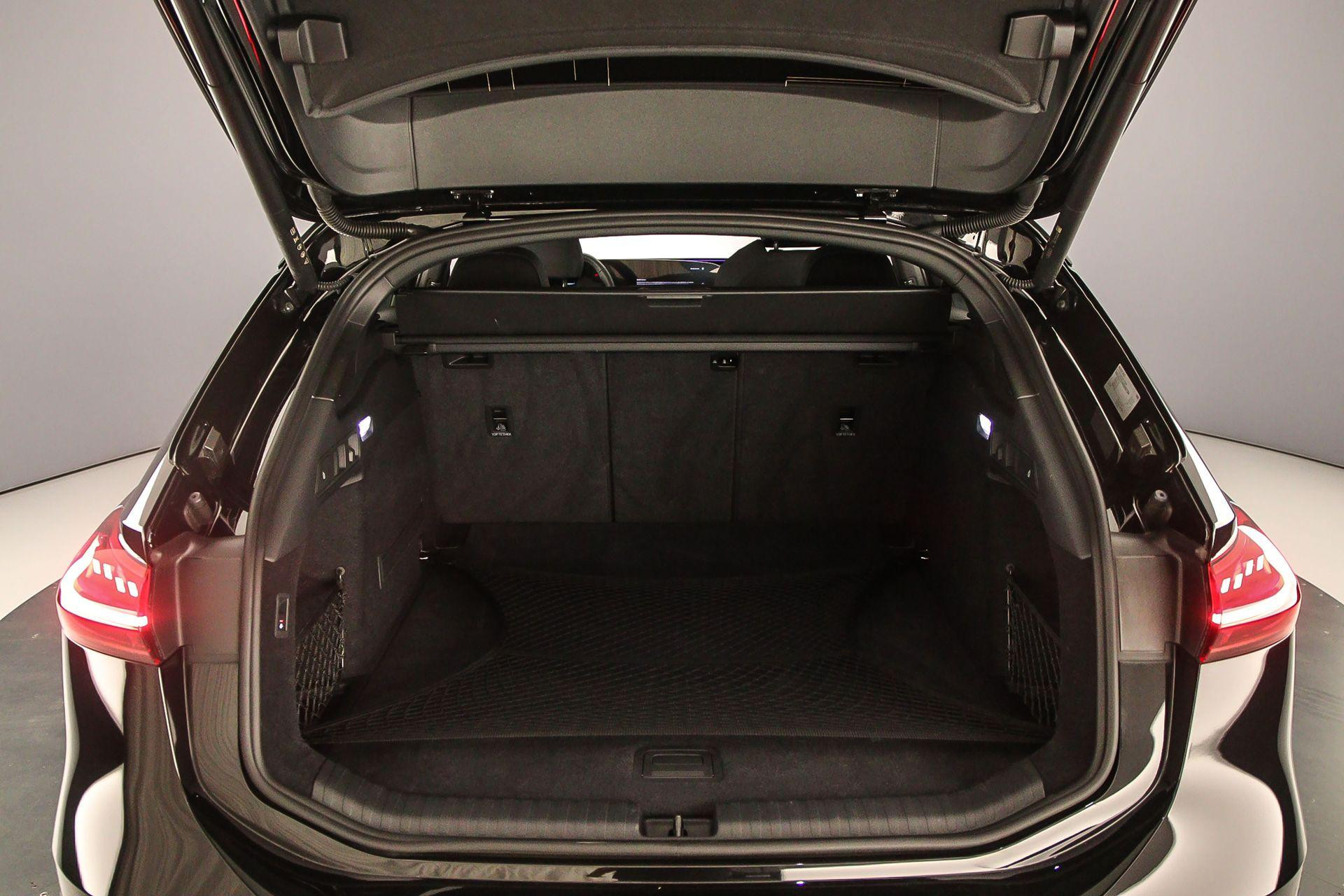 Hoofdafbeelding Audi A6 Avant e-tron