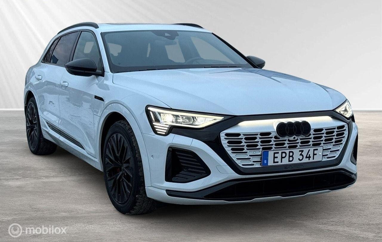 Hoofdafbeelding Audi Q8 e-tron