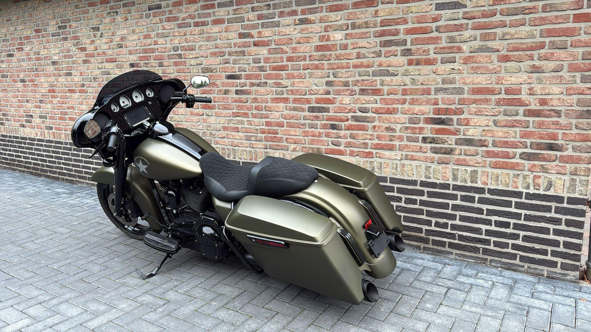 Hoofdafbeelding Harley-Davidson Street Glide