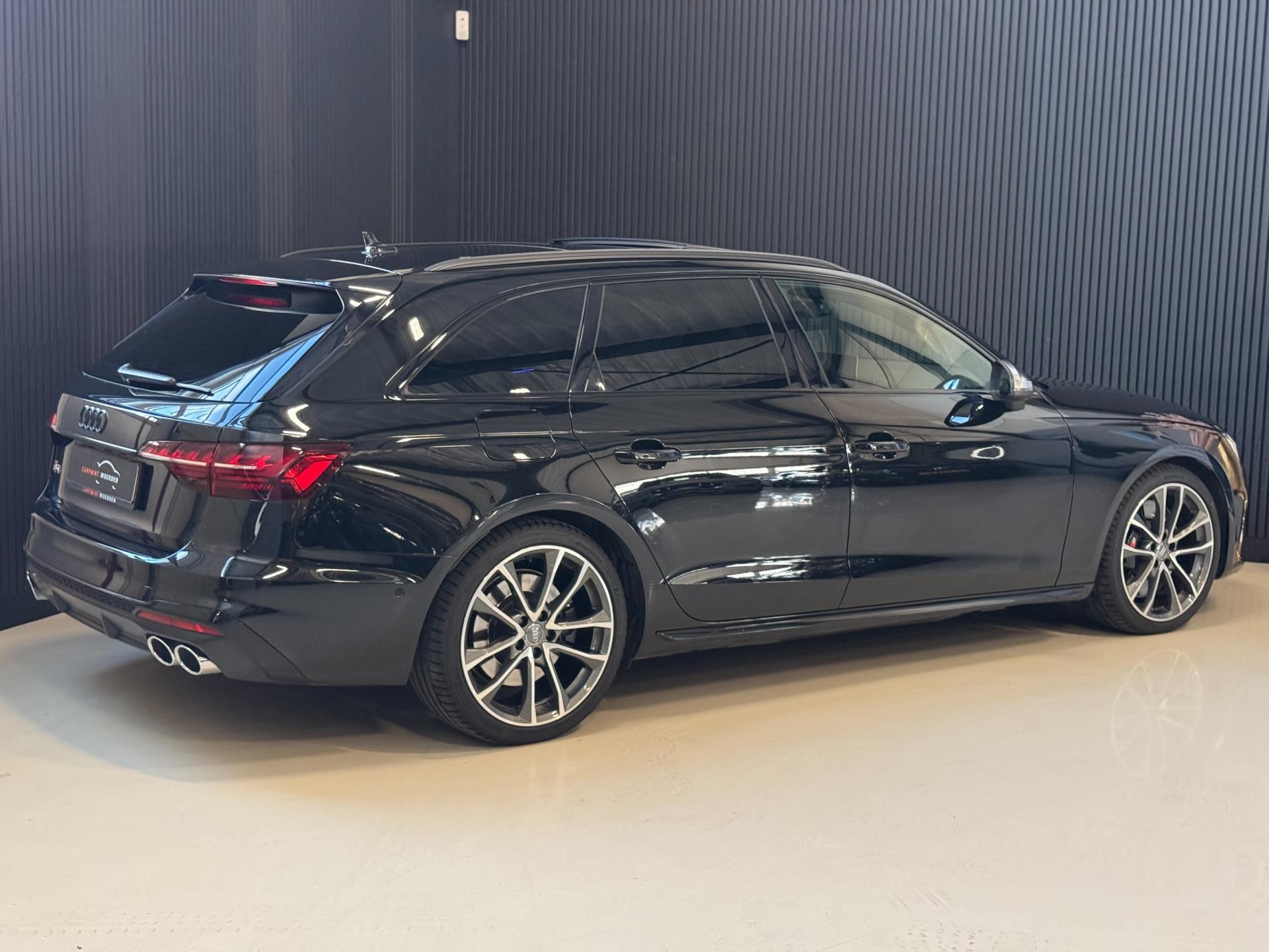 Hoofdafbeelding Audi S4