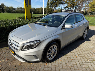 Hoofdafbeelding Mercedes-Benz GLA Mercedes-Benz GLA 200 Prestige Aut7 Xenon / Winterpakket / Trekhaak