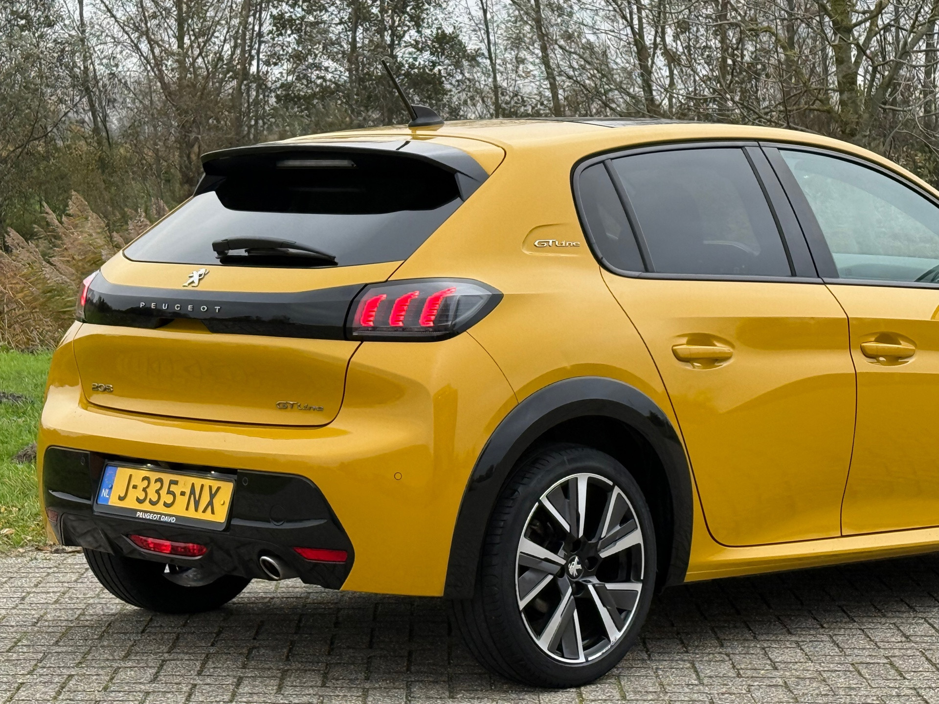 Hoofdafbeelding Peugeot 208