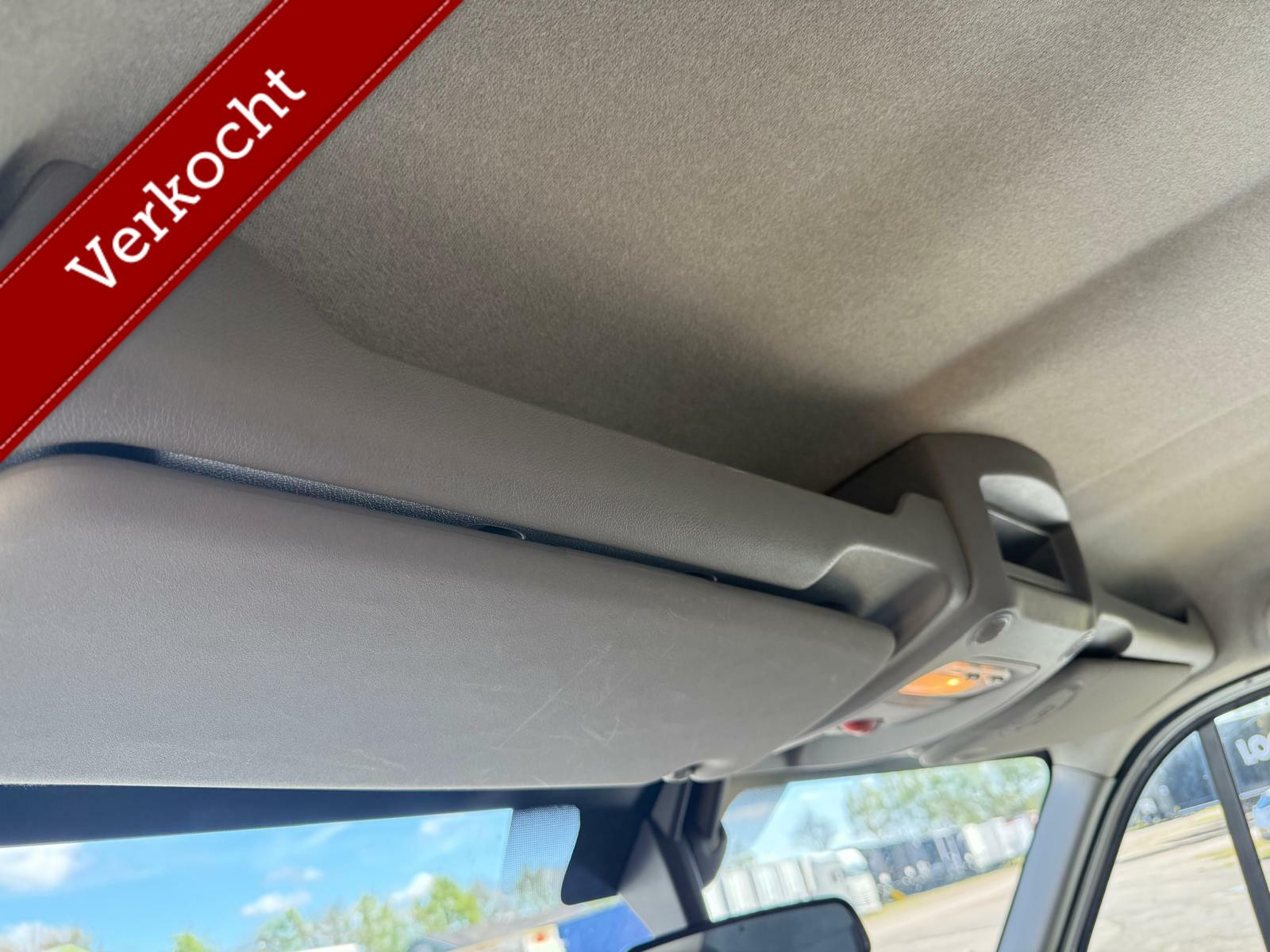 Hoofdafbeelding Nissan NV400