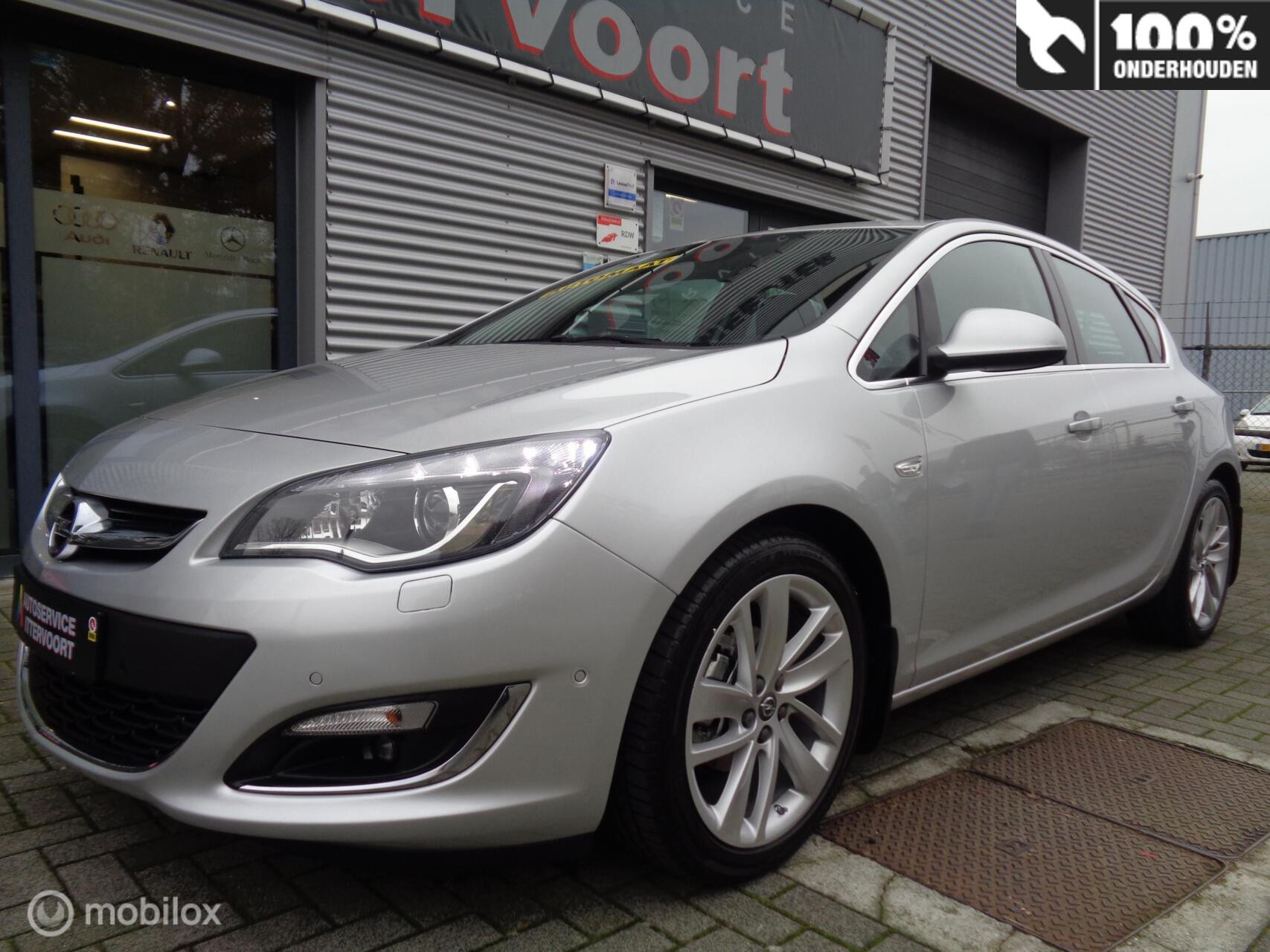 Hoofdafbeelding Opel Astra