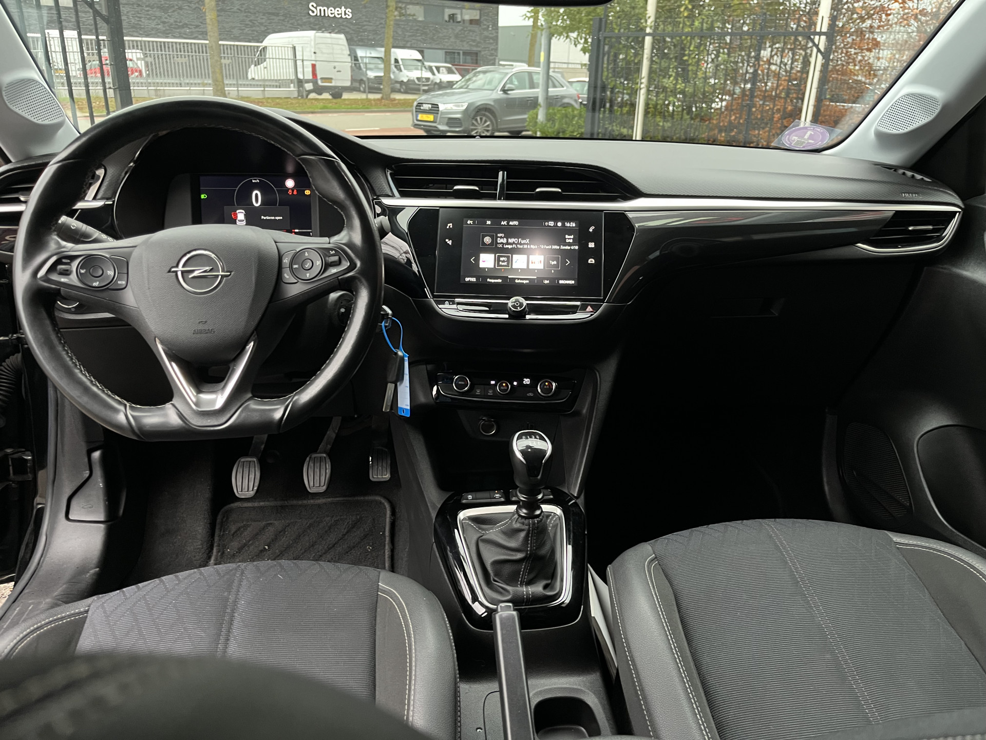 Hoofdafbeelding Opel Corsa