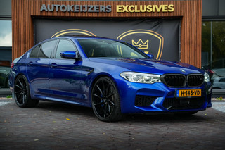 Hoofdafbeelding BMW M5 BMW 5-serie M5 F90 Schuifdak Marina Blue 22'' Vossen Downpipe
