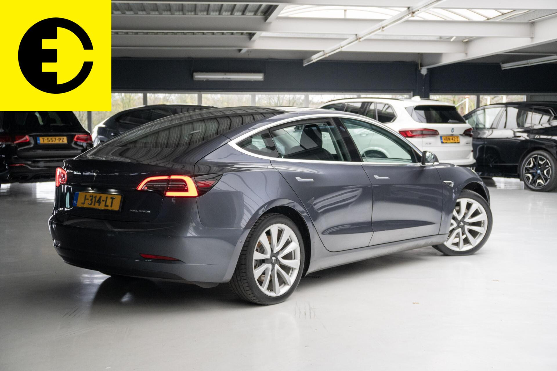 Hoofdafbeelding Tesla Model 3