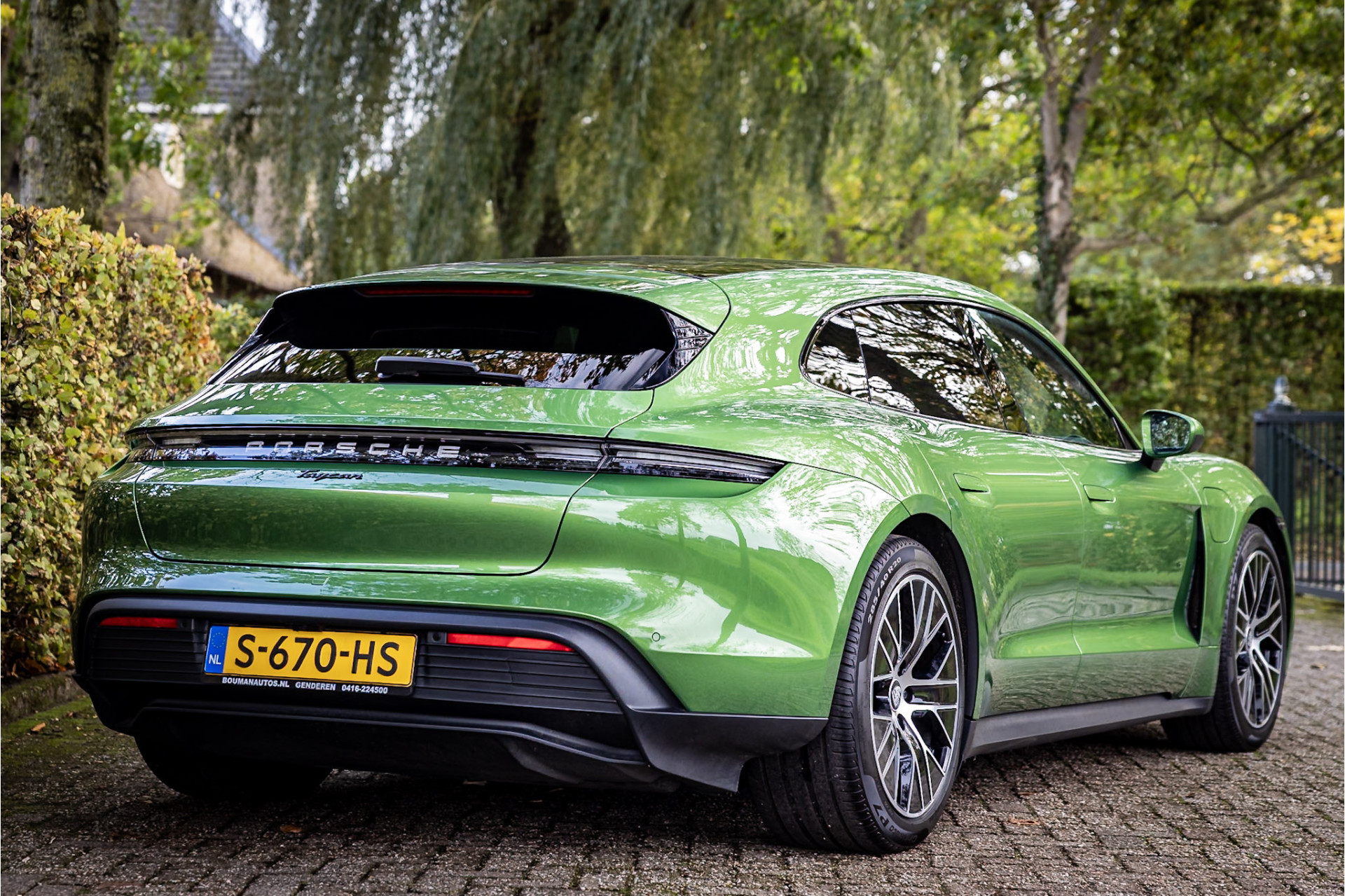 Hoofdafbeelding Porsche Taycan