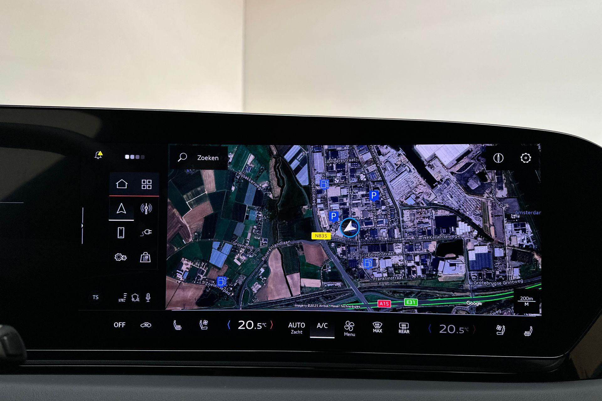 Hoofdafbeelding Audi S6 Avant e-tron