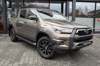 Toyota Hilux 2.8 D-4D DUBBEL CABIN INVINCIBLE A/T AUF LAGER/ ON STOCK