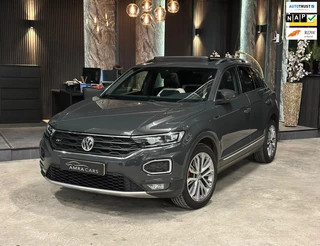 Hoofdafbeelding Volkswagen T-Roc Volkswagen T-Roc 1.5 TSI R-Line|PANO|BOMVOL