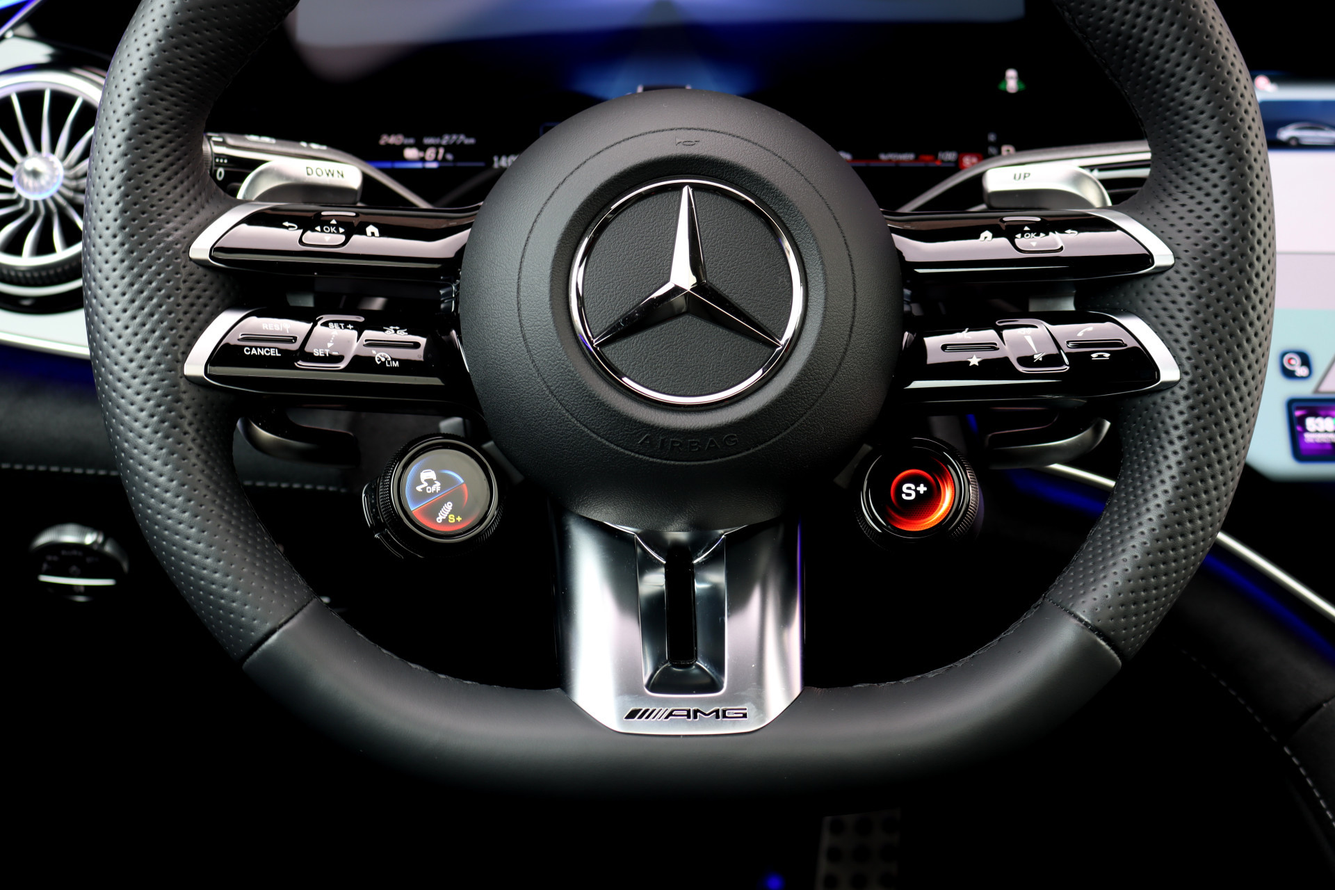 Hoofdafbeelding Mercedes-Benz EQE