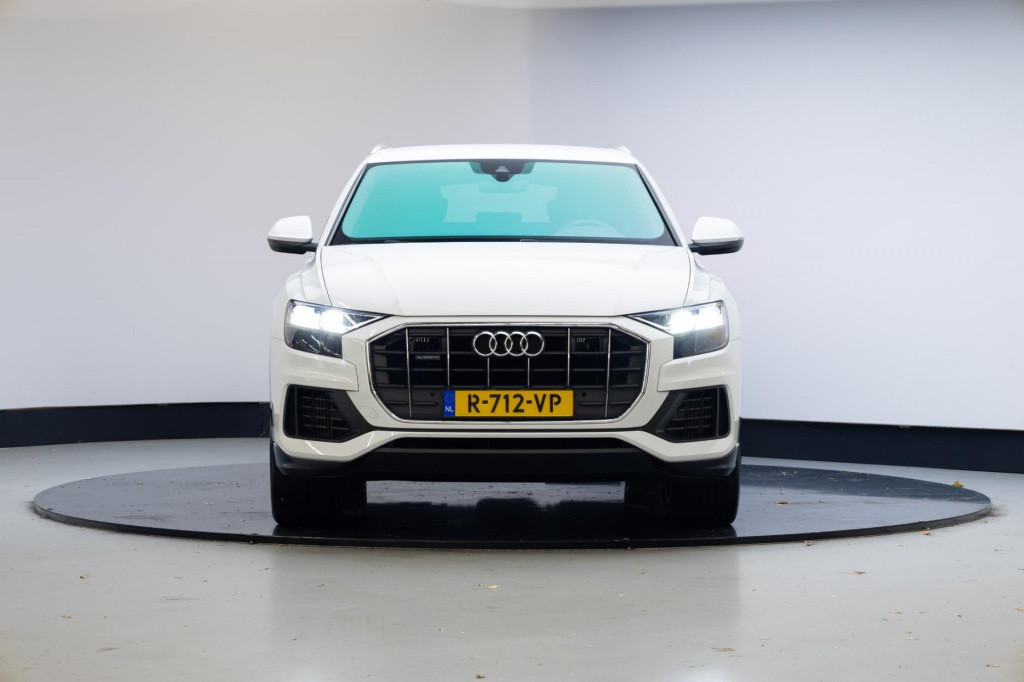 Hoofdafbeelding Audi Q8