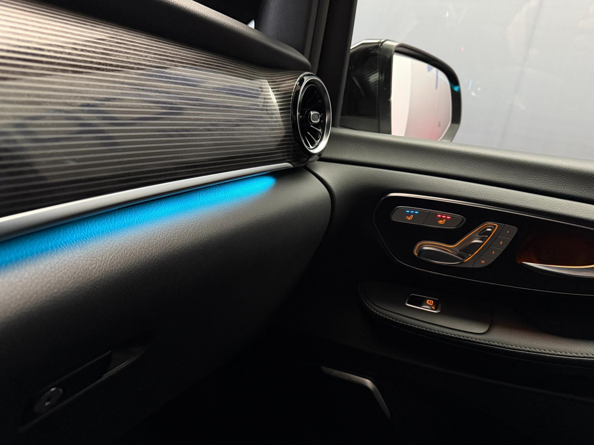 Hoofdafbeelding Mercedes-Benz EQV