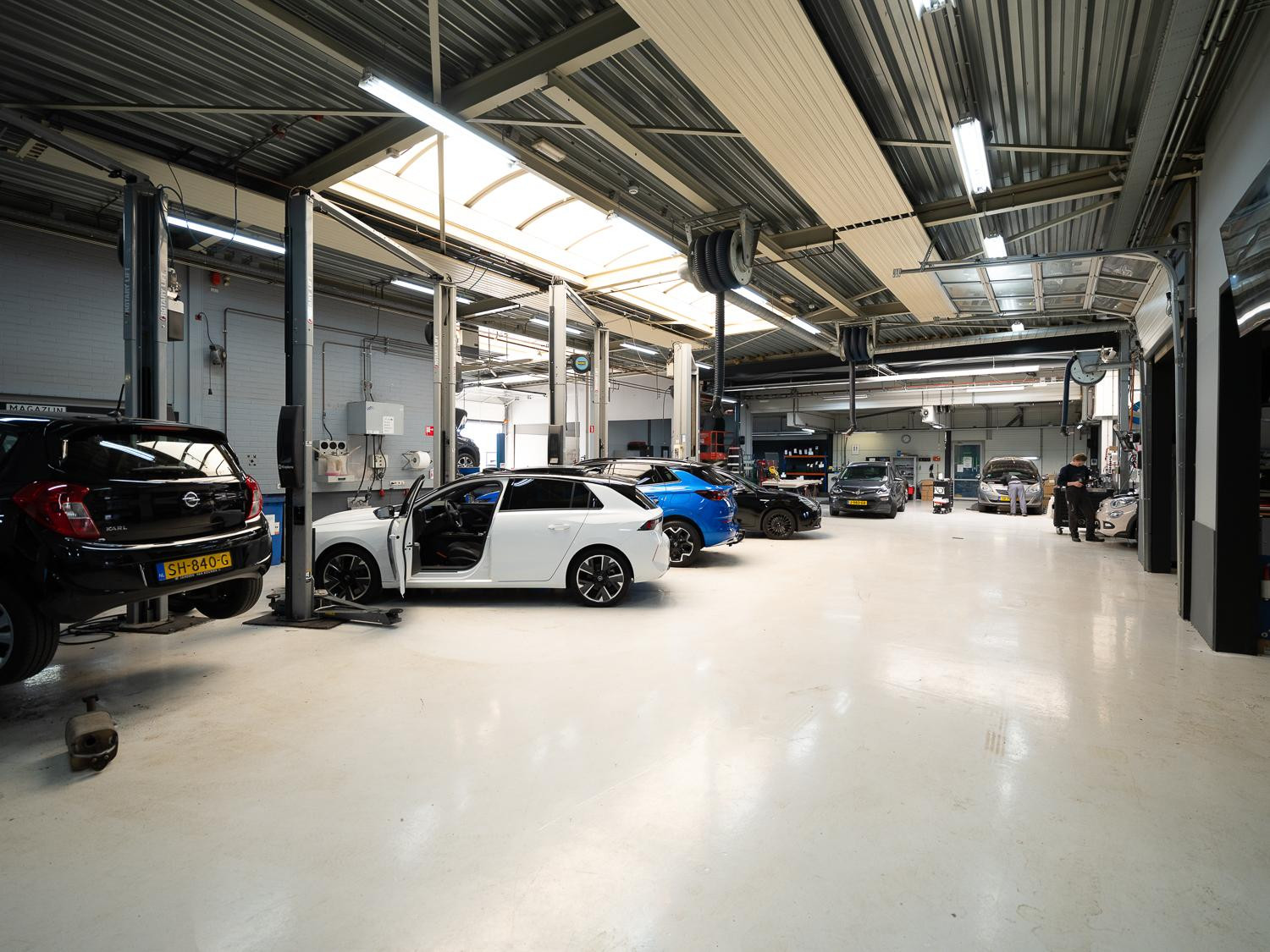 Hoofdafbeelding Peugeot e-208