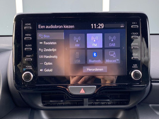 Toyota Yaris Toyota Yaris 1.5 Hybrid GR Sport | ACC | Camera | Lane assist | Winterpakket - afbeelding nr 17