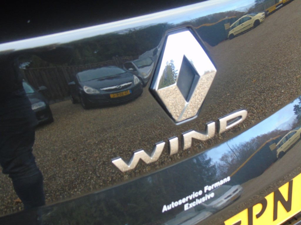 Hoofdafbeelding Renault Wind