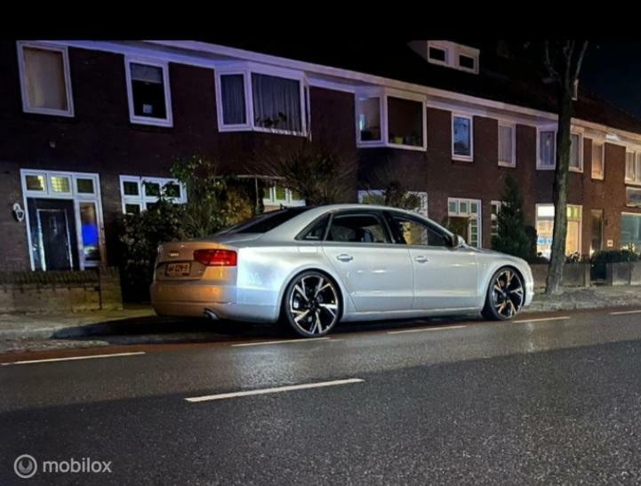 Hoofdafbeelding Audi A8