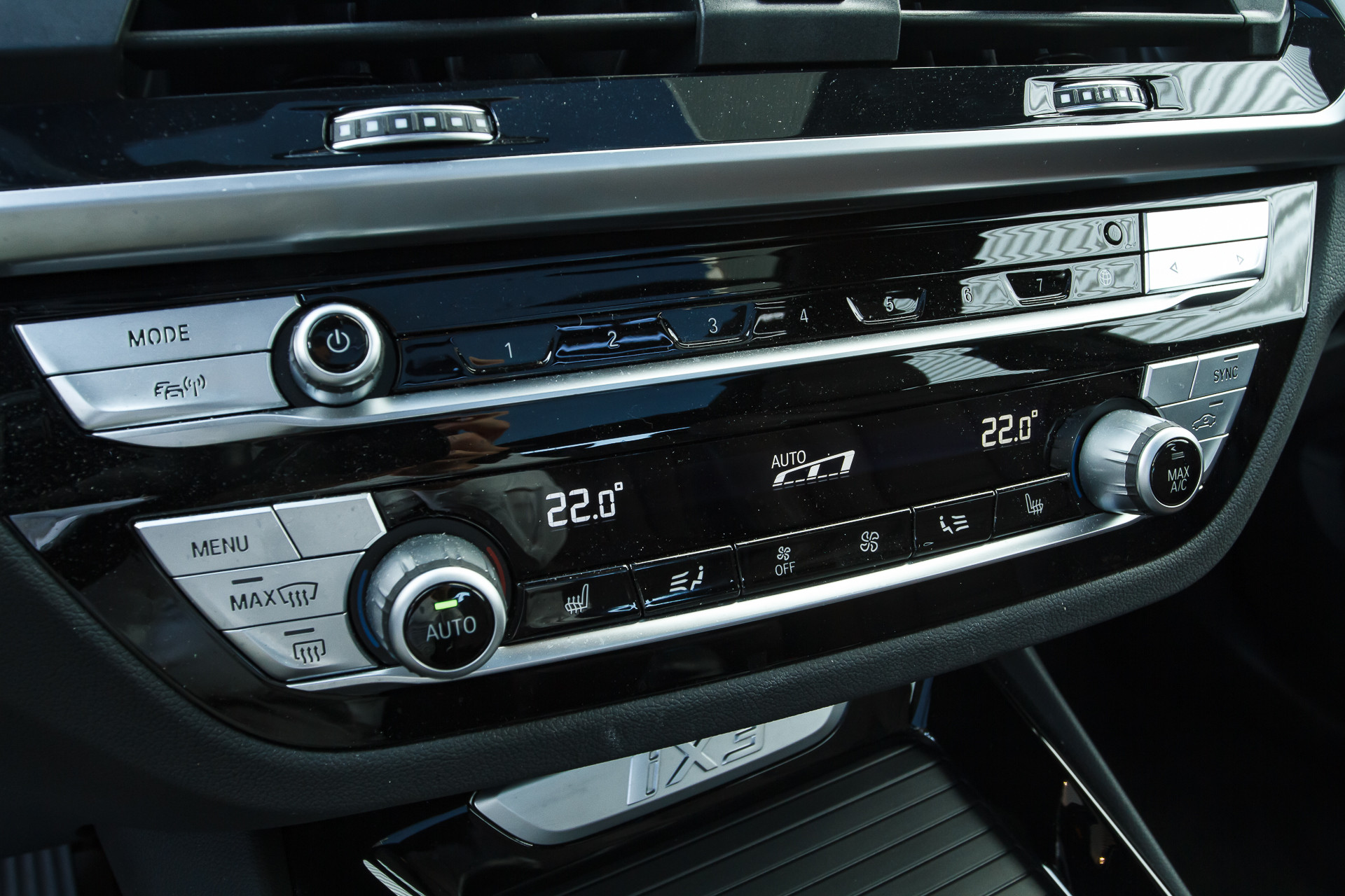 Hoofdafbeelding BMW iX3