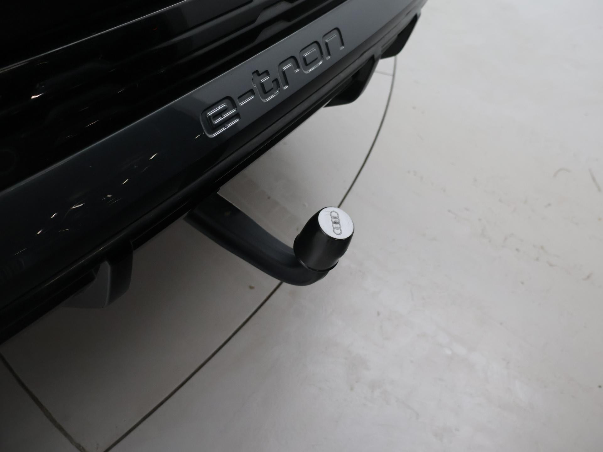 Hoofdafbeelding Audi Q8 e-tron