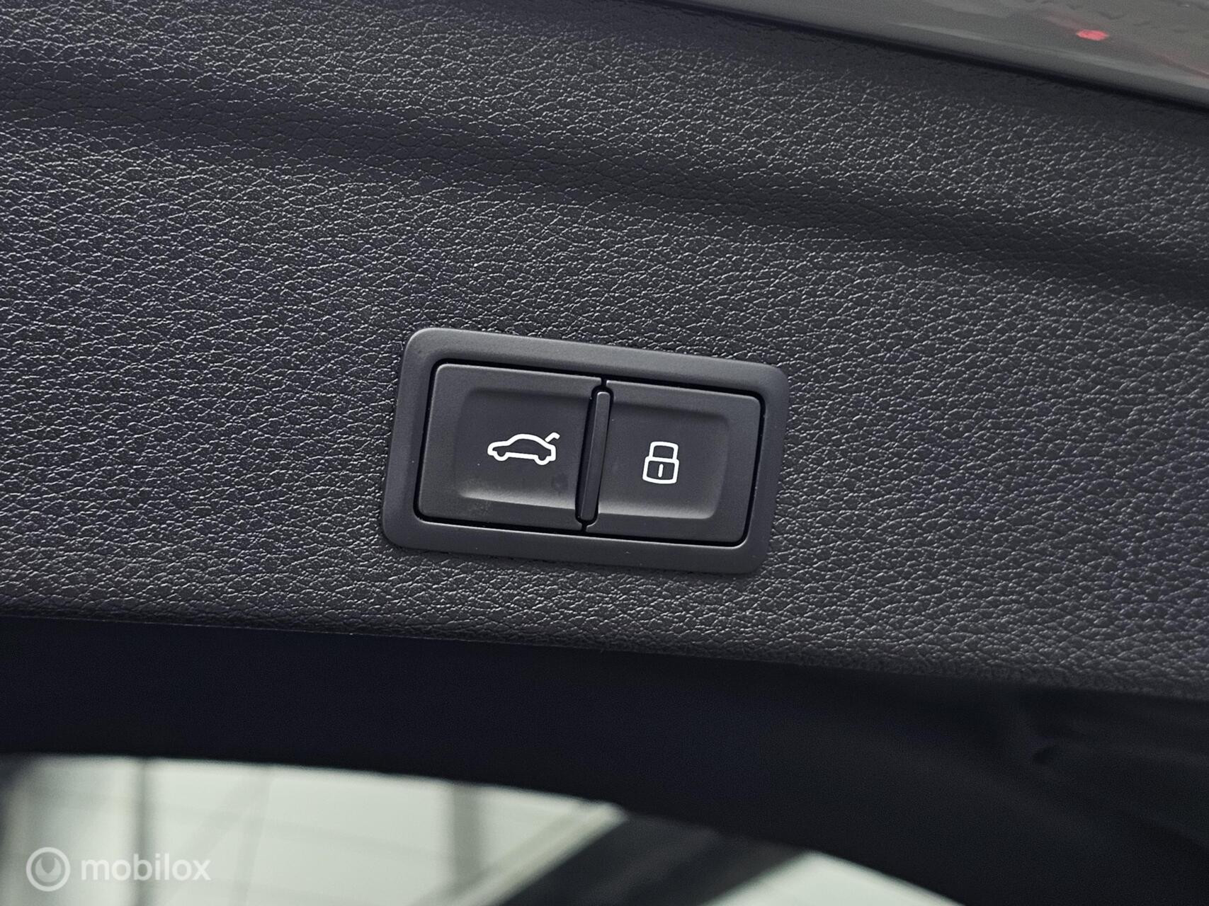 Hoofdafbeelding Audi RSQ3