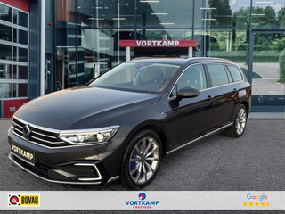 Volkswagen Passat Variant 1.4 TSI DSG GTE TREKHAAK/CAMERA/NAVI/ACC/STOELVERW/E-KLEP