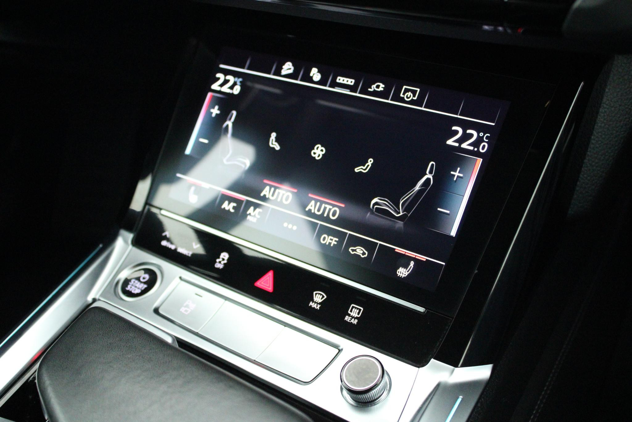 Hoofdafbeelding Audi Q8 Sportback e-tron