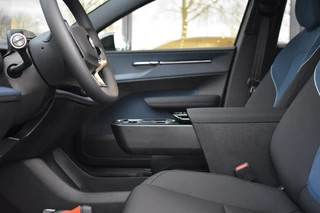 Volvo EX30 Volvo EX30 Single Motor Plus 272pk/51kWh | Harman Kardon | Camera - afbeelding nr 10