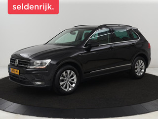 Hoofdafbeelding Volkswagen Tiguan Volkswagen Tiguan 1.5 TSI Comfortline | Carplay | Adaptive cruise |  Navigatie | DAB | Parkeerhulp | Climate control | Bluetooth | Getint glas