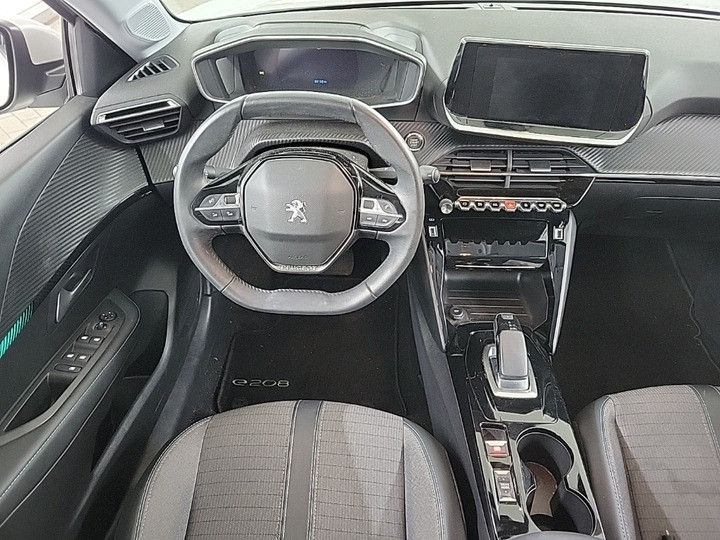 Hoofdafbeelding Peugeot e-208