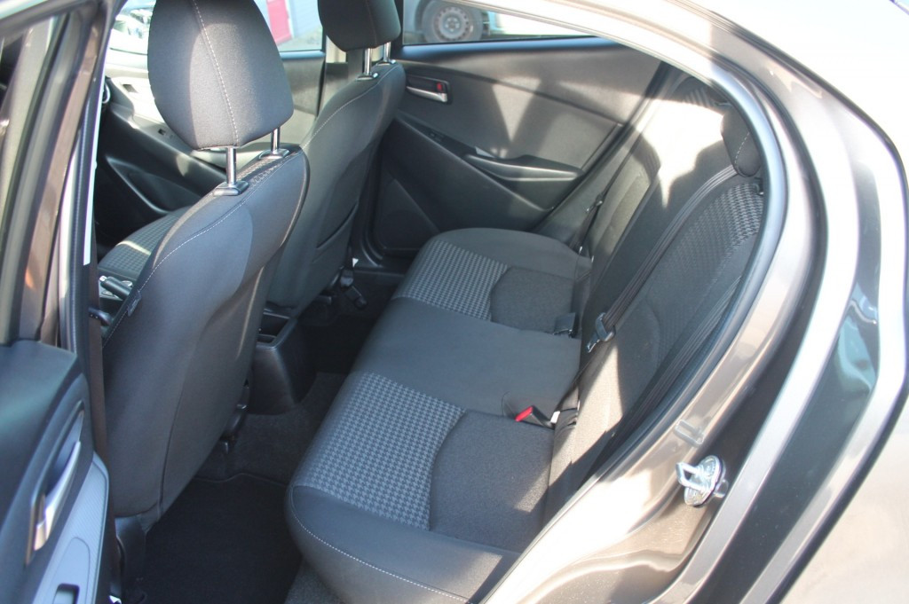 Hoofdafbeelding Mazda 2