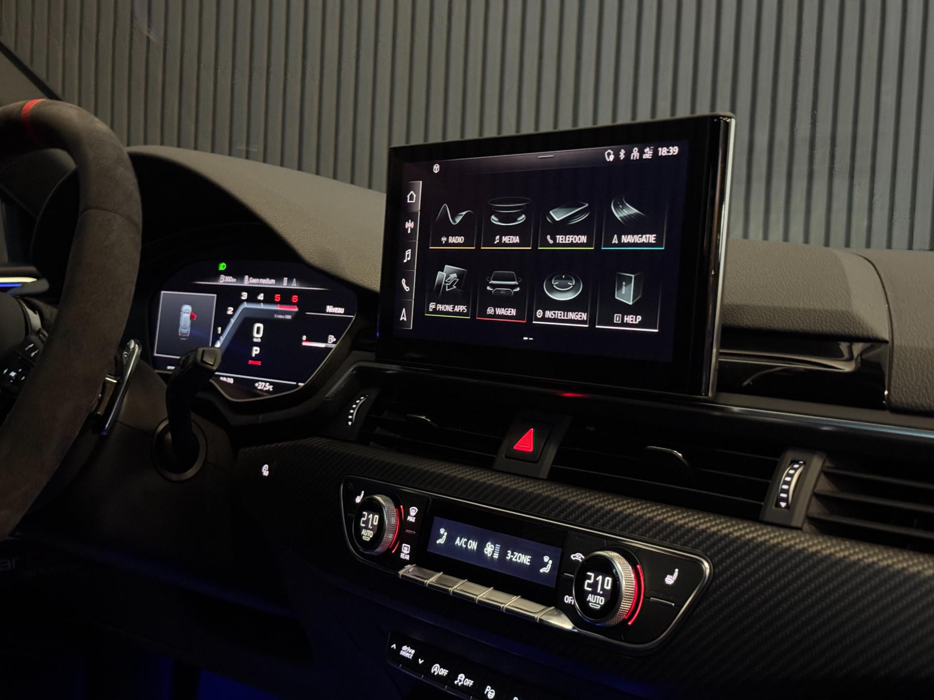 Hoofdafbeelding Audi S4