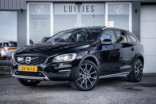 Hoofdafbeelding Volvo V60 Volvo V60 Cross Country 2.0 T5 245pk Polar+ Schuifdak Harman/Kardon Leder Camera I Org.NL I 1e-eig. I NAP