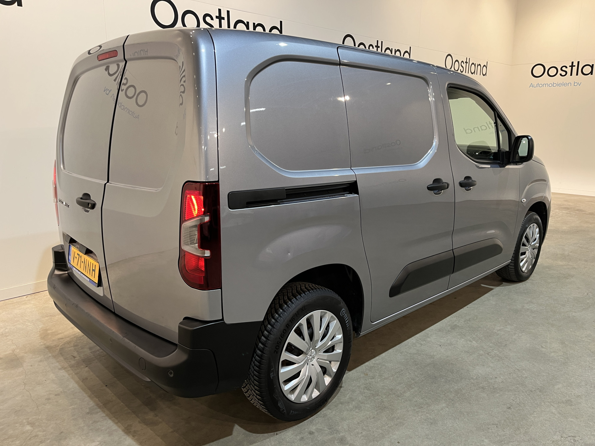 Hoofdafbeelding Peugeot Partner