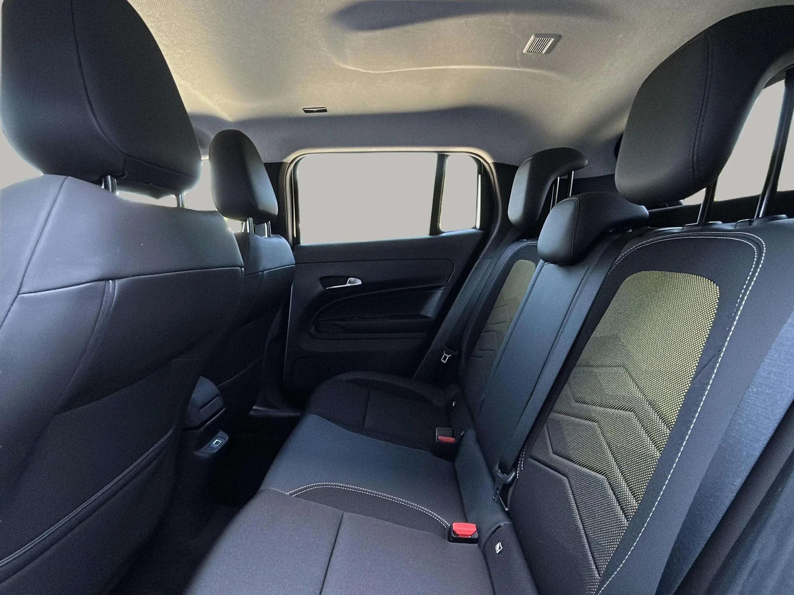 Jeep-Avenger-image-19