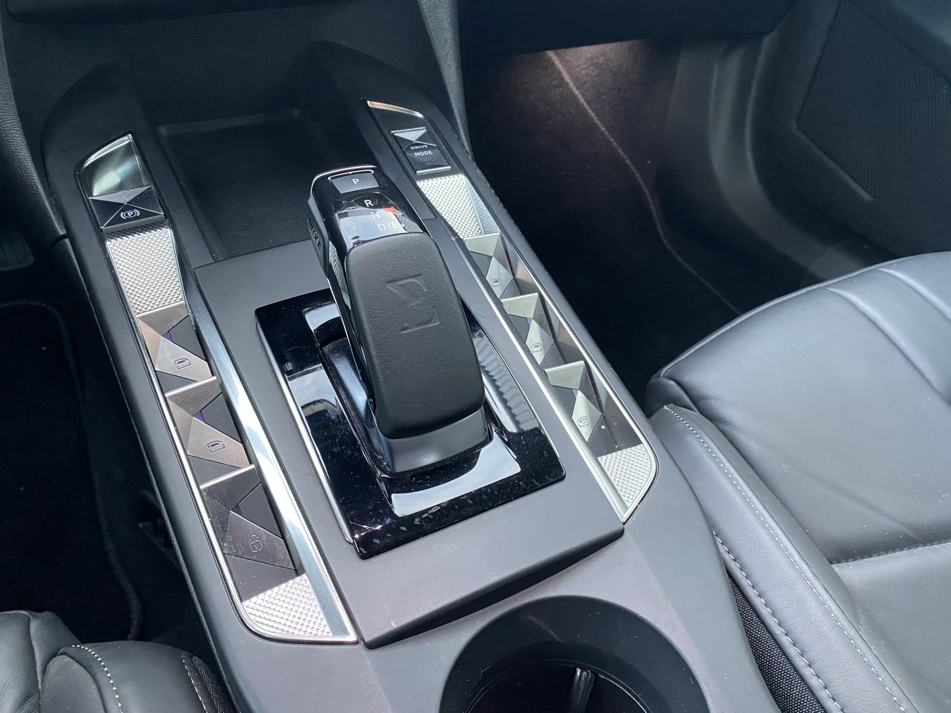 Hoofdafbeelding DS DS 3