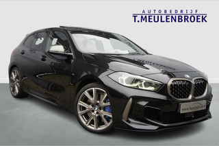 BMW 1 Serie M135i xDrive High Executive Panoramadak, Head up