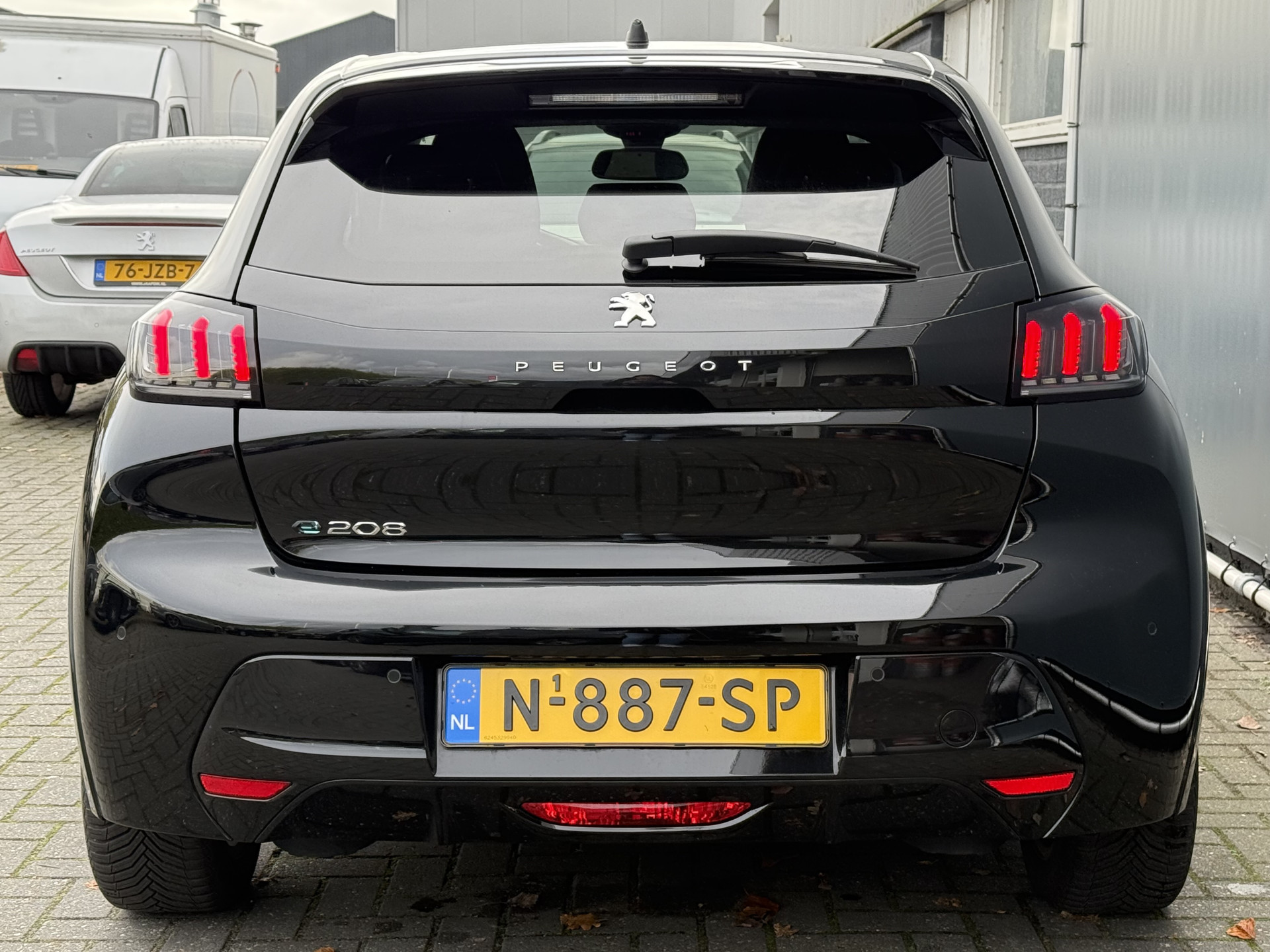 Hoofdafbeelding Peugeot e-208