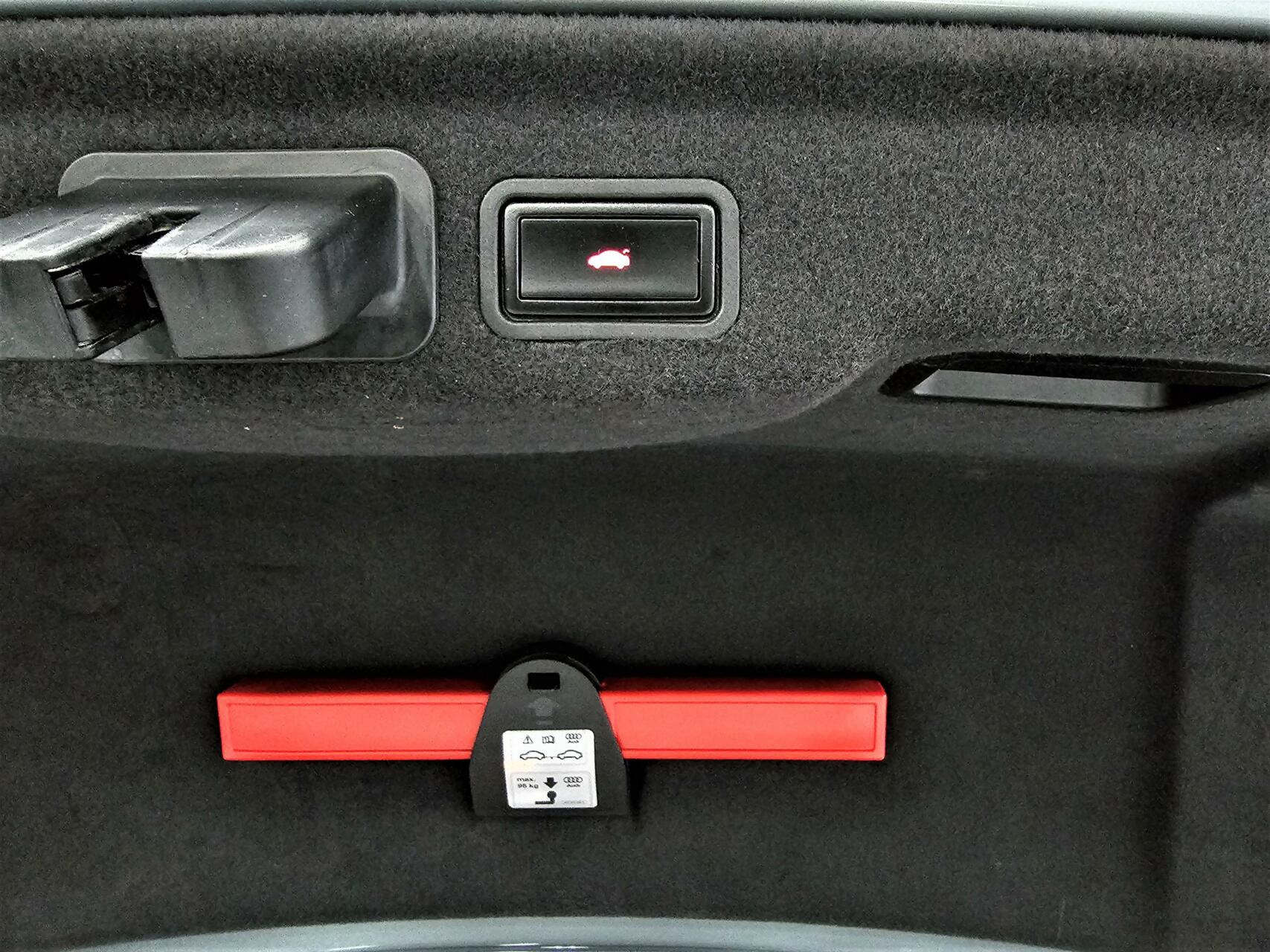 Hoofdafbeelding Audi A8