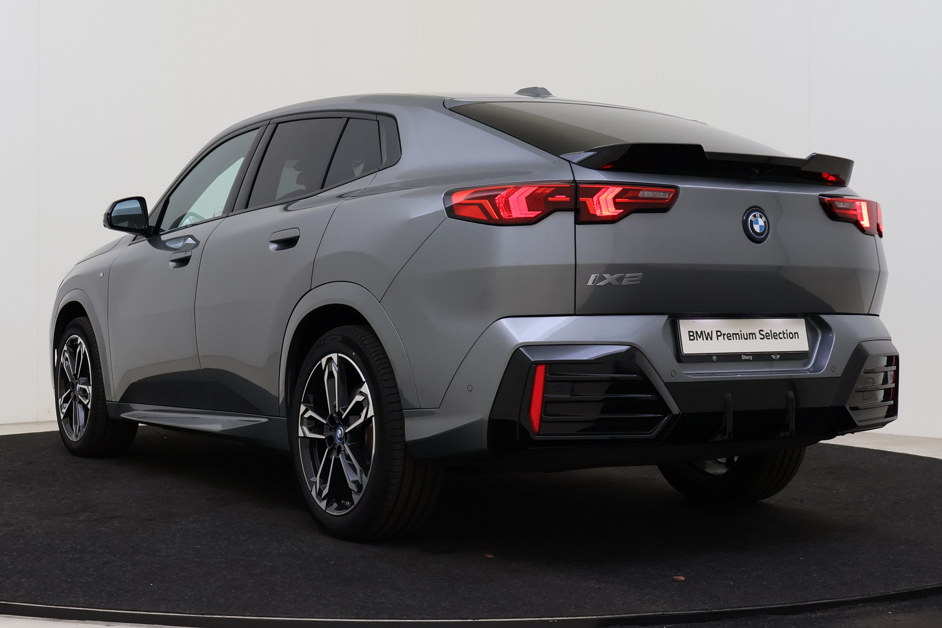 Hoofdafbeelding BMW iX2