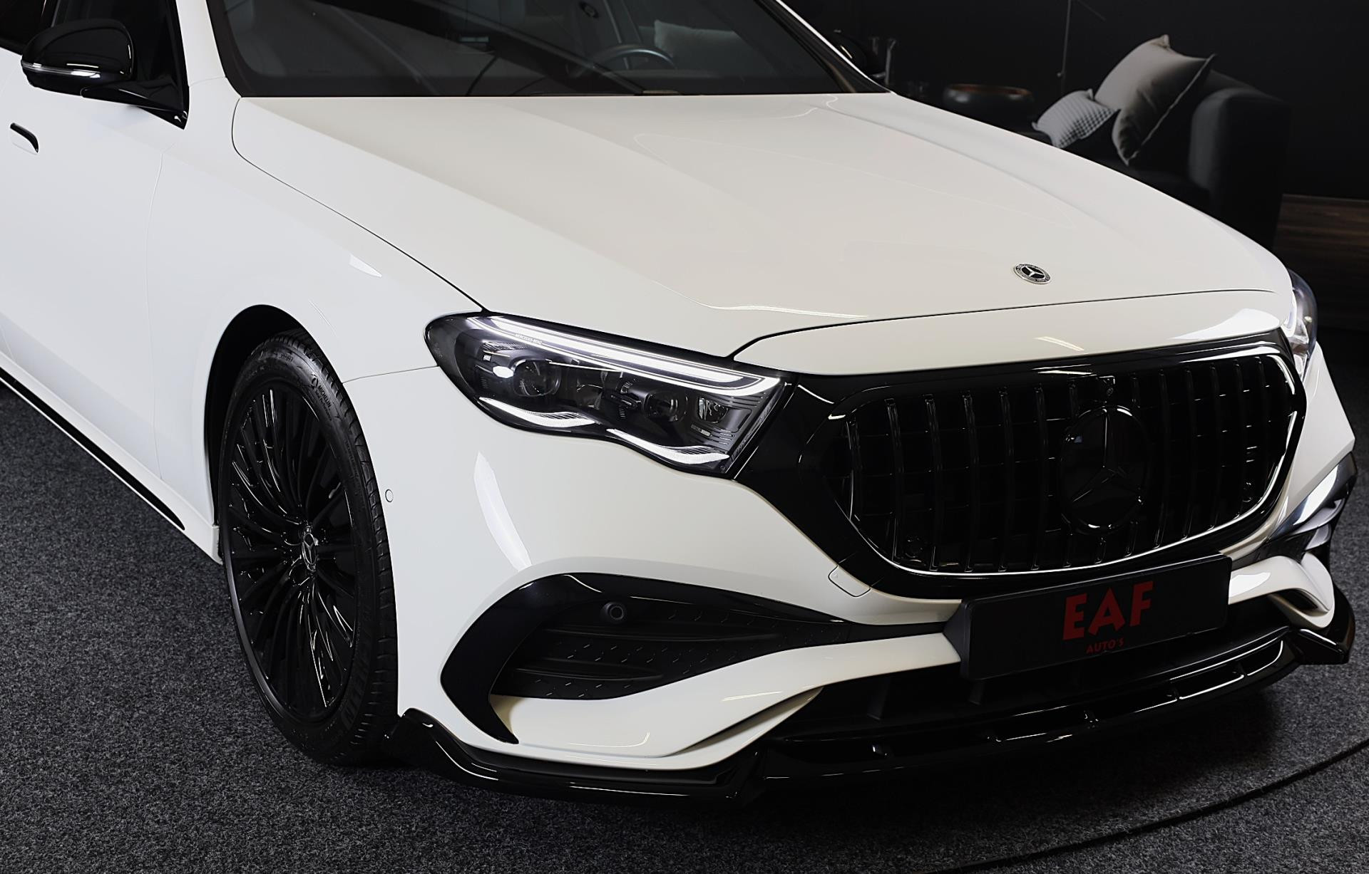 Hoofdafbeelding Mercedes-Benz E-Klasse