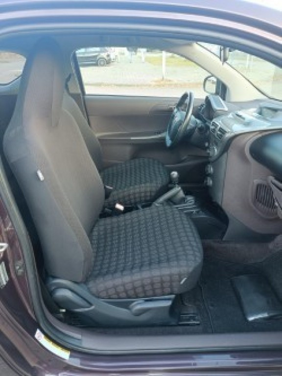 Hoofdafbeelding Toyota iQ